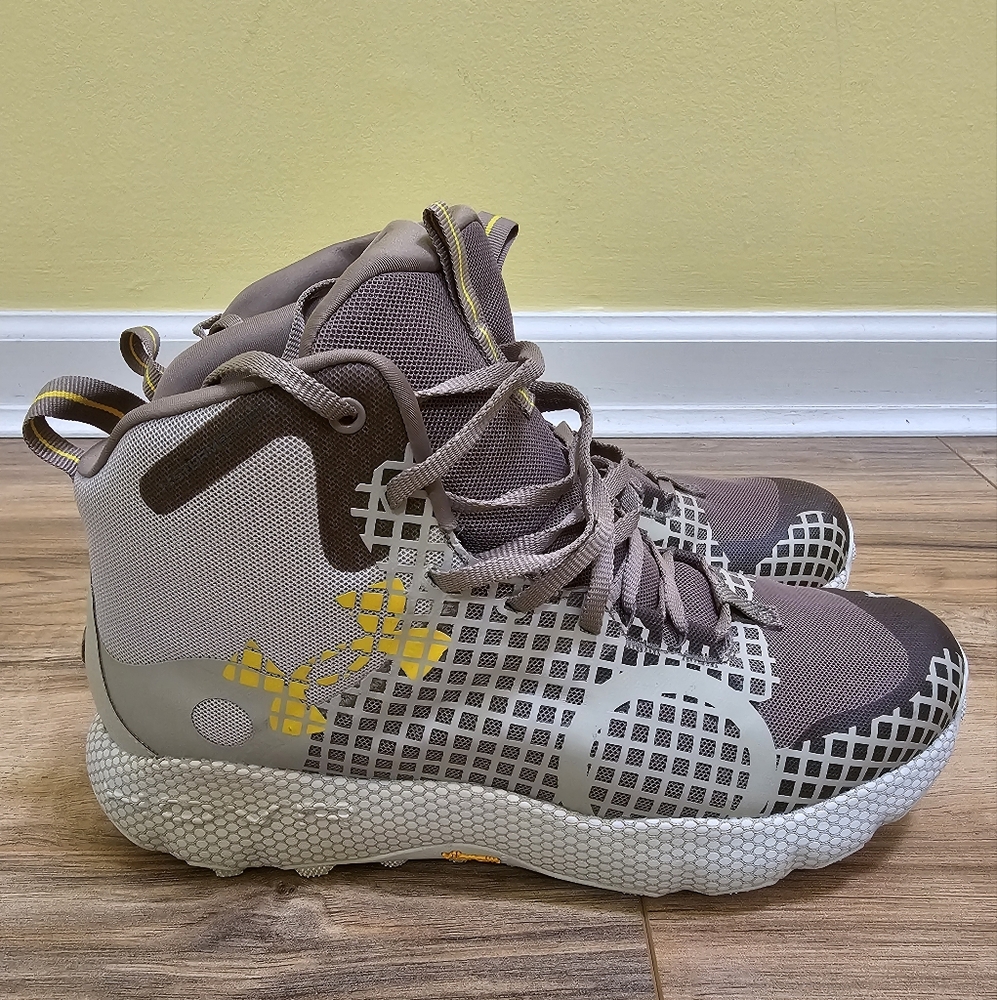 NWOT Under Armour Men's HOVR DS Ridge Trek WP Hiking Boot
